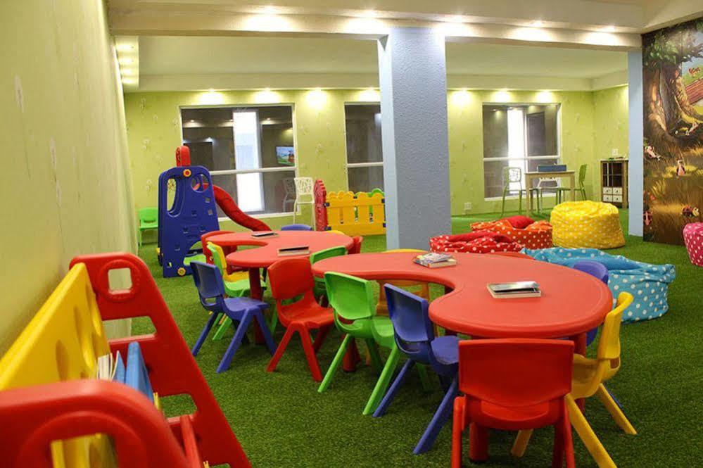 מרגייט Desroches Hotel מראה חיצוני תמונה