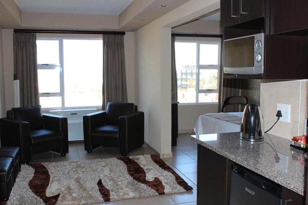 מרגייט Desroches Hotel מראה חיצוני תמונה